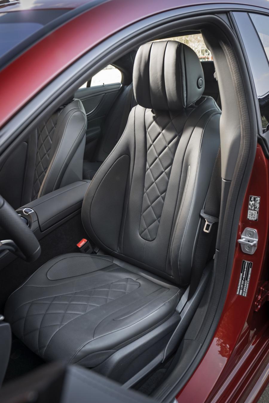 Интерьер Mercedes-Benz CLS450 4Matic AMG Line (C257) 2018 года  (WW) (фото 16 из 41)